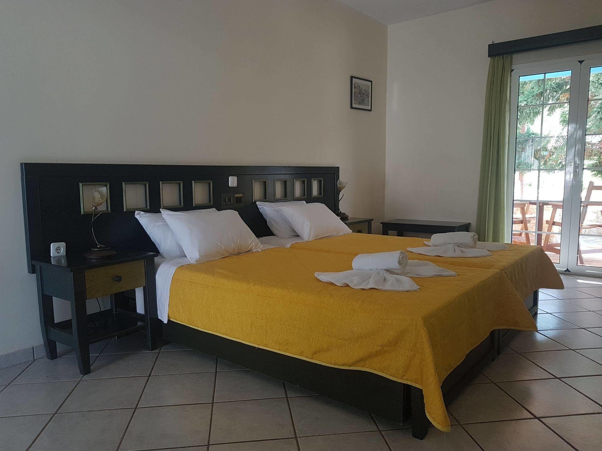 Pantonia Apartments Agia Pelagia  외부 사진